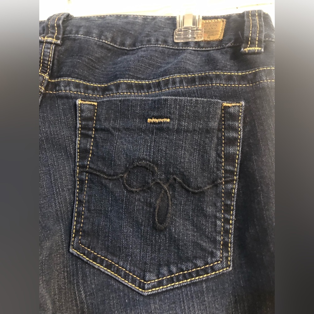 Women’s Guess blue jeans size 31 inseam 32